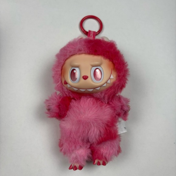 Labubu BIE Love - Accessory Included - Picture 4 of 12